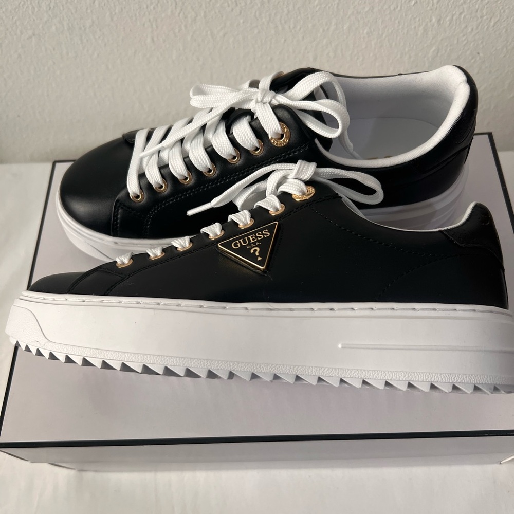 Guess Denesa women’s comfy sneakers|black|6 1/2 M| brand new